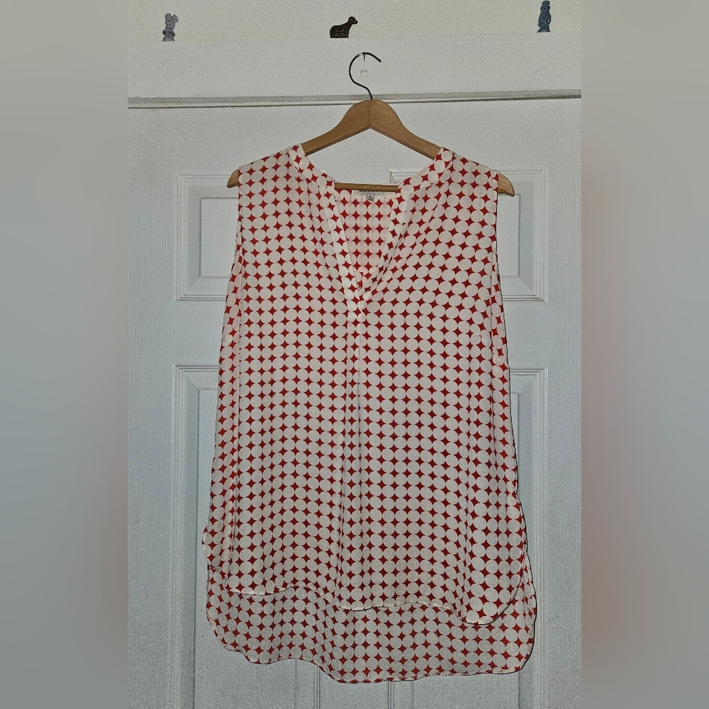 Rose & Olive Red and White Geometric Sleeveless Top